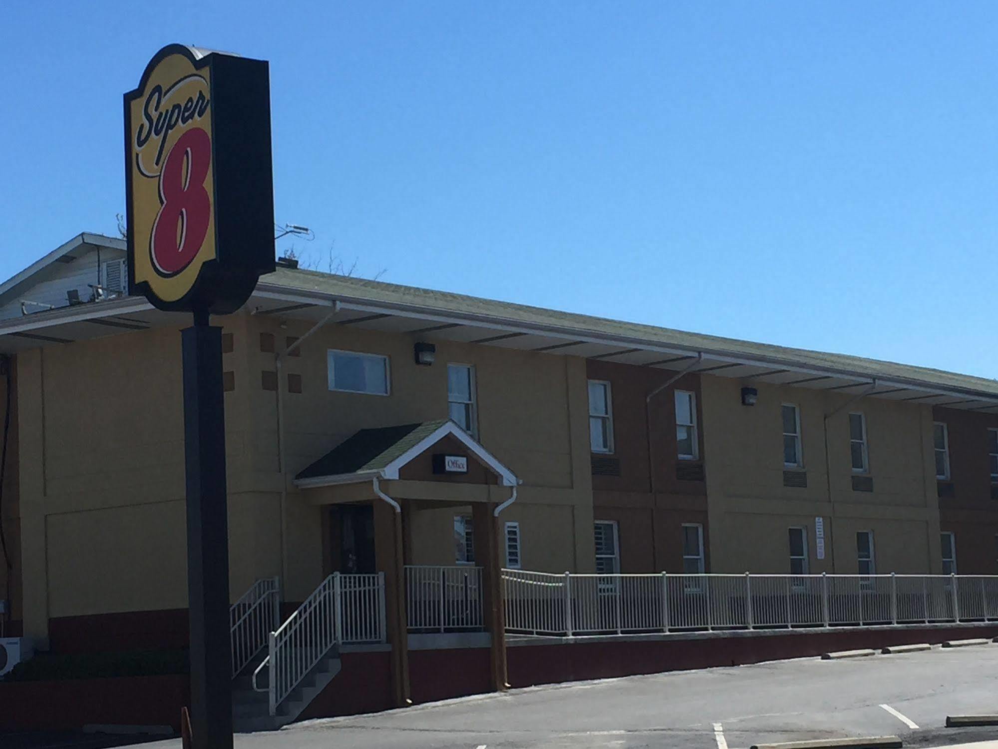 Super 8 By Wyndham Allentown Exterior foto